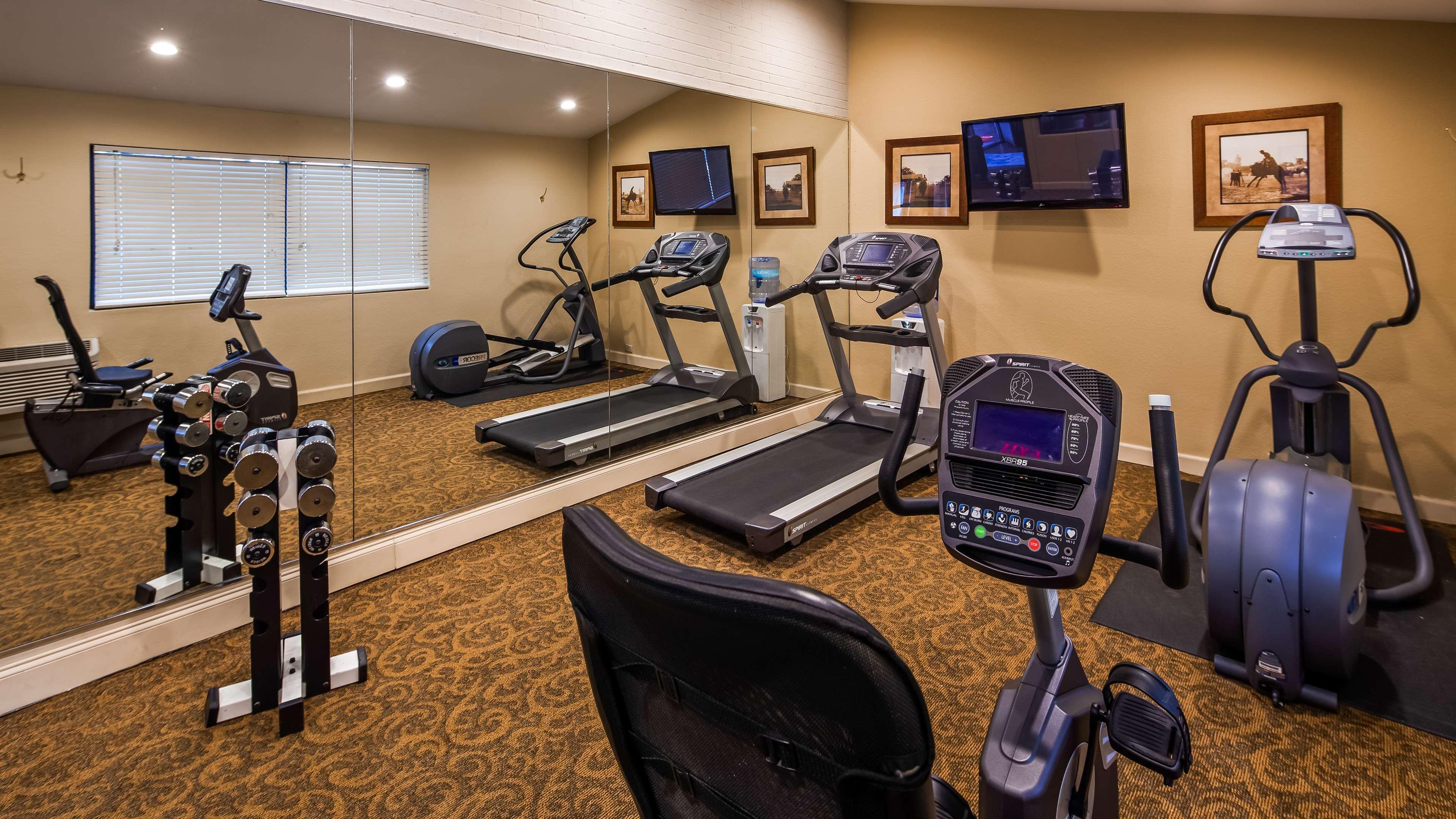 Best Western Shelbyville Lodge Bagian luar foto