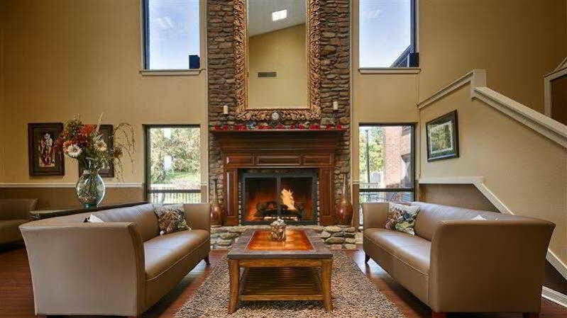 Best Western Shelbyville Lodge Bagian luar foto